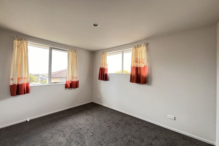 Photo of property in 3 Cityview Place, Massey, Auckland, 0614