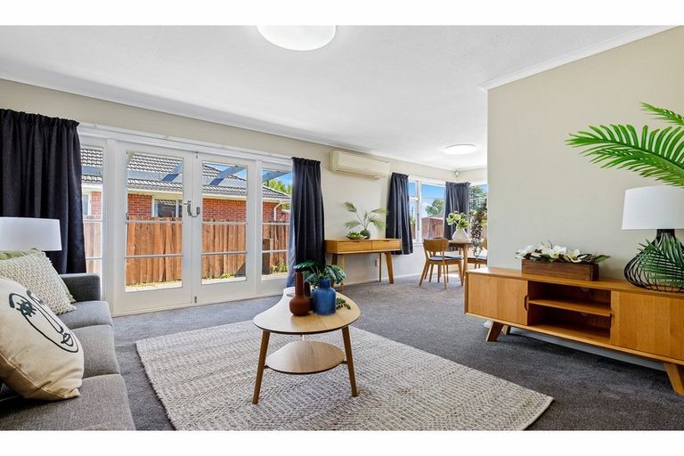 Photo of property in 8 Sledmere Street, Burnside, Christchurch, 8053