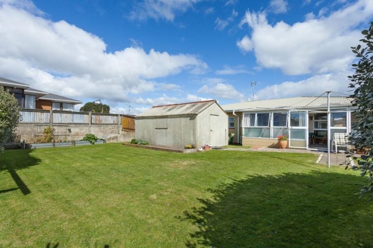 Photo of property in 19 Macville Road, Mount Maunganui, 3116