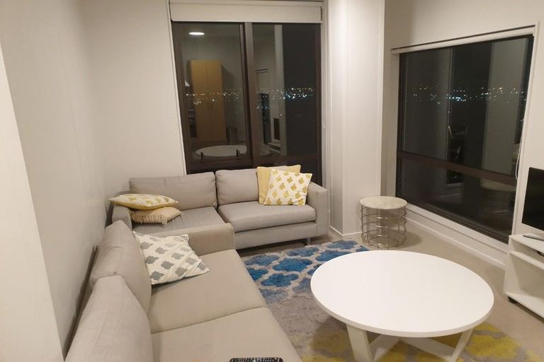 Photo of property in Twin Towers, 1107/17 Putney Way, Manukau, Auckland, 2104