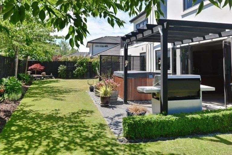 Photo of property in 57 Glasnevin Drive, Casebrook, Christchurch, 8051