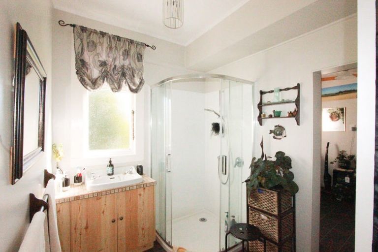 Photo of property in 711 No 2 Line, Fordell, Whanganui, 4572