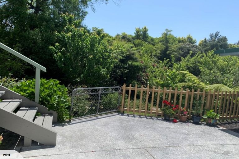 Photo of property in 1/645 Swanson Road, Swanson, Auckland, 0612