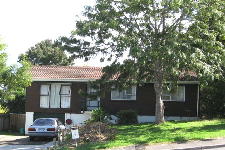 Photo of property in 53 Redwood Drive, Massey, Auckland, 0614