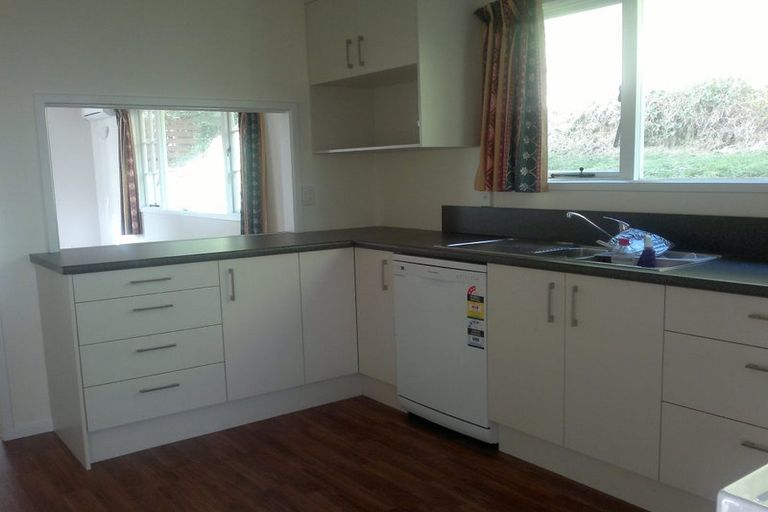 Photo of property in 31 Woodhouse Avenue, Karori, Wellington, 6012