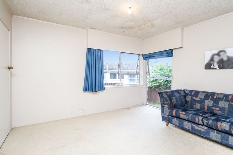 Photo of property in 347 Royal Road, Massey, Auckland, 0614