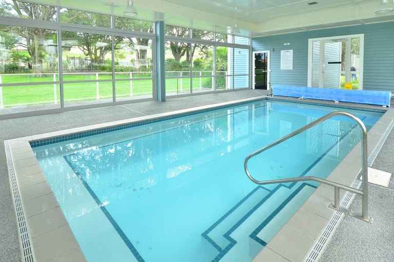 Photo of property in 122 Eaves Bush Parade, Orewa, 0931