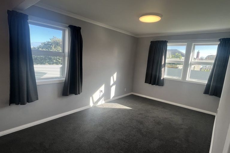 Photo of property in 120 Limbrick Street, Terrace End, Palmerston North, 4410