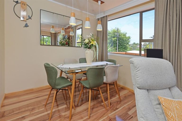 Photo of property in 1/56 Woodglen Road, Glen Eden, Auckland, 0602