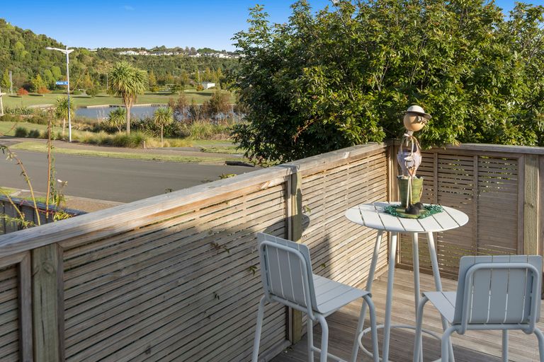 Photo of property in 27 Landing Drive, Pyes Pa, Tauranga, 3112