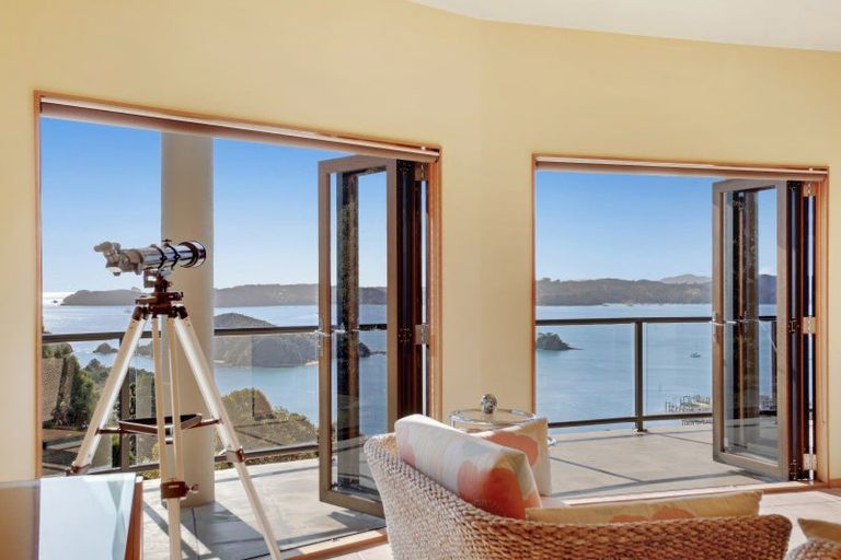 Photo of property in 49 Bayview Road, Paihia, 0200