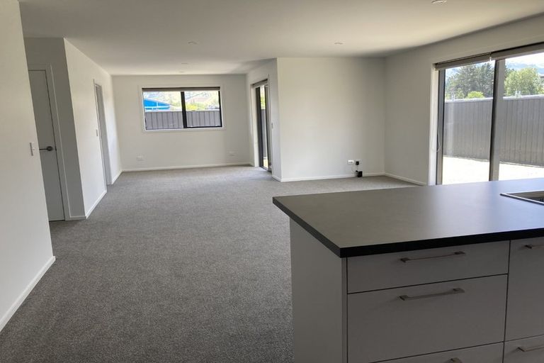 Photo of property in 52 Olds Crescent, Cromwell, 9310