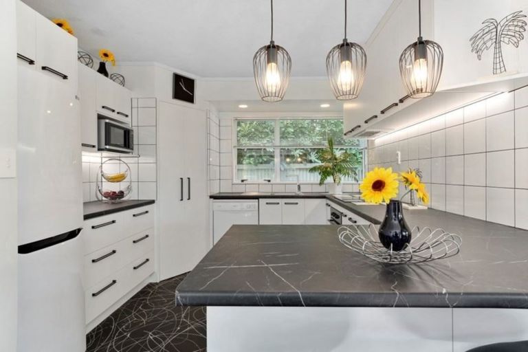 Photo of property in 16a Kotuku Place, Matua, Tauranga, 3110