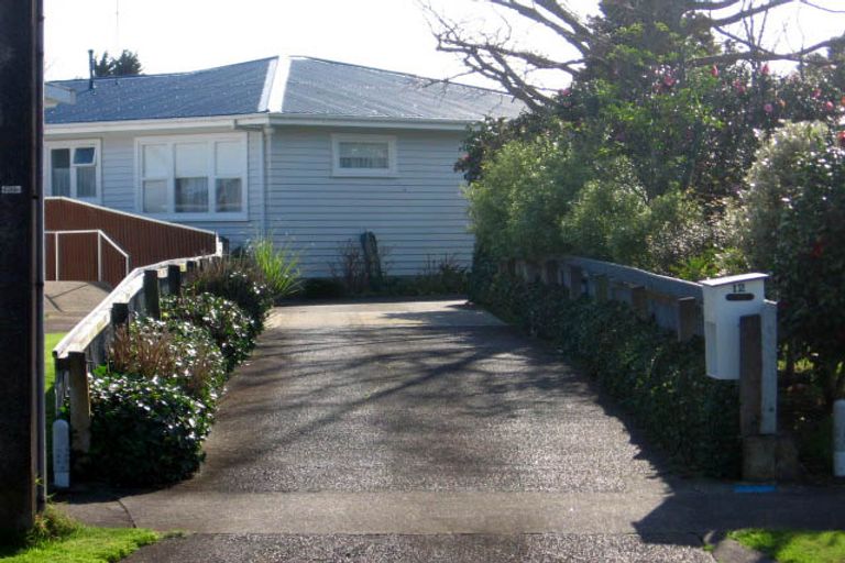 Photo of property in 12 Nairn Crescent, Awapuni, Palmerston North, 4412