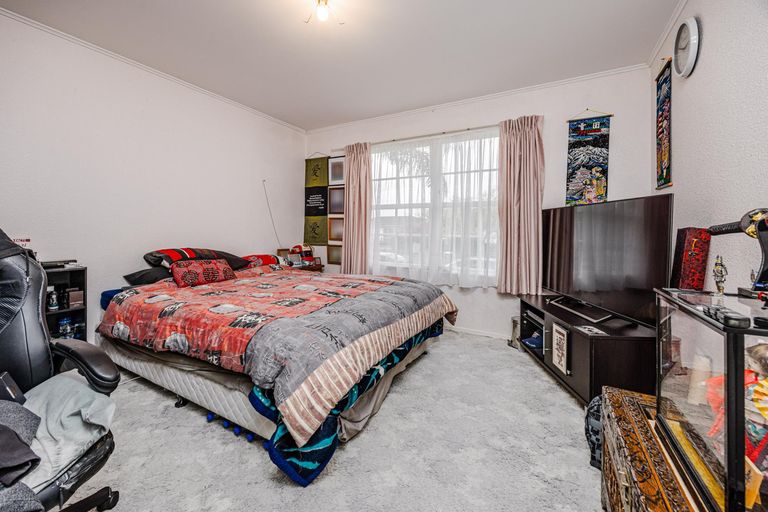 Photo of property in 44 Heybridge Street, Manurewa, Auckland, 2102