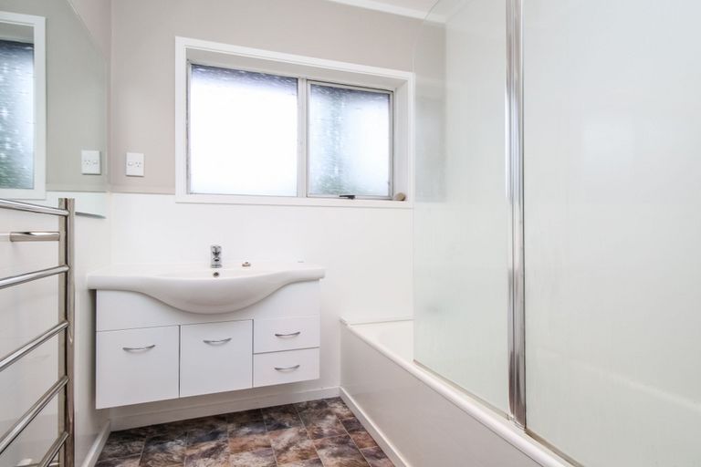 Photo of property in 347 Royal Road, Massey, Auckland, 0614