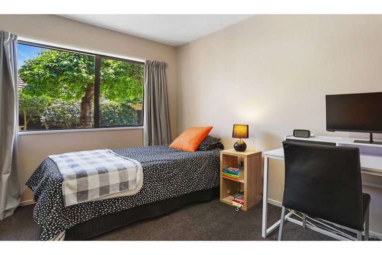 Photo of property in 19 Canon Stack Place, Kaiapoi, 7630