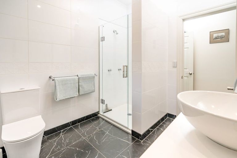 Photo of property in 358 Ngarara Road, Waikanae, 5391