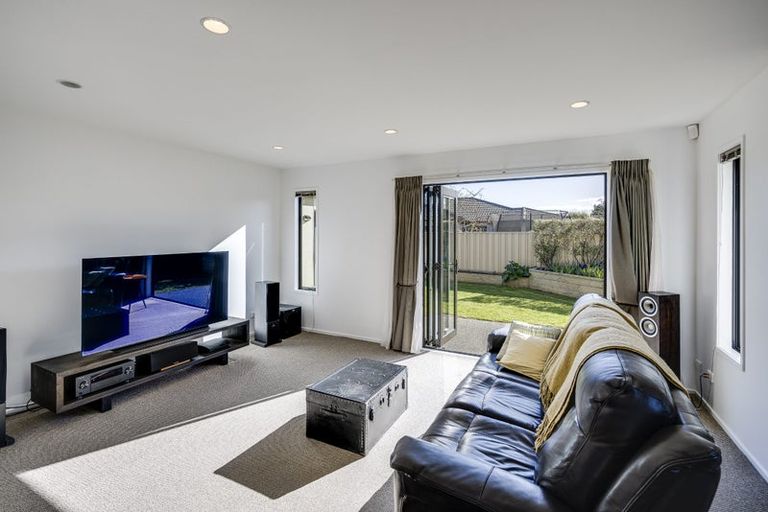 Photo of property in 11 Pania Place, Poraiti, Napier, 4112