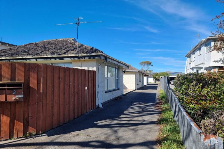 Photo of property in 2/350 Worcester Street, Linwood, Christchurch, 8011