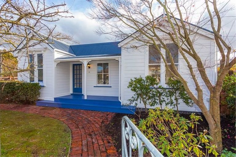 Photo of property in 43 Dover Street, St Albans, Christchurch, 8014