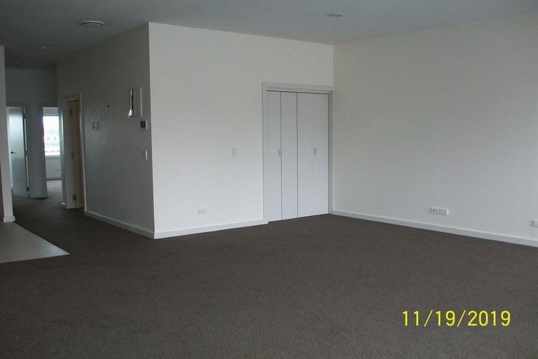 Photo of property in 228 Te Atatu Road, Te Atatu South, Auckland, 0610