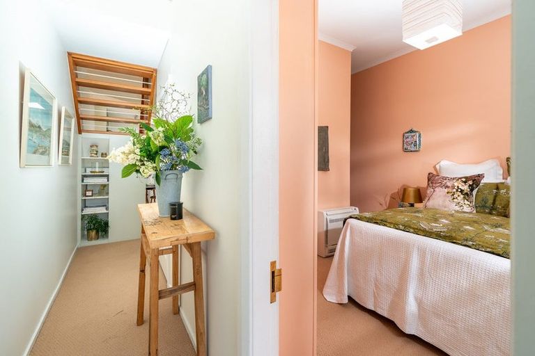 Photo of property in 99 Pirie Street, Mount Victoria, Wellington, 6011