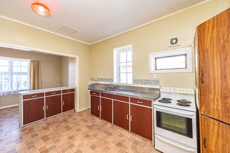 Photo of property in 12 Bennett Street, Gonville, Whanganui, 4501