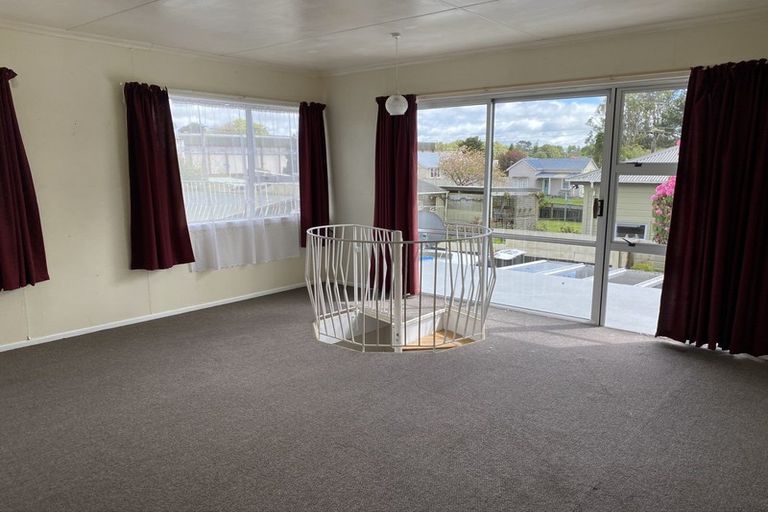 Photo of property in 31 Cornwall Street, Eltham, 4322