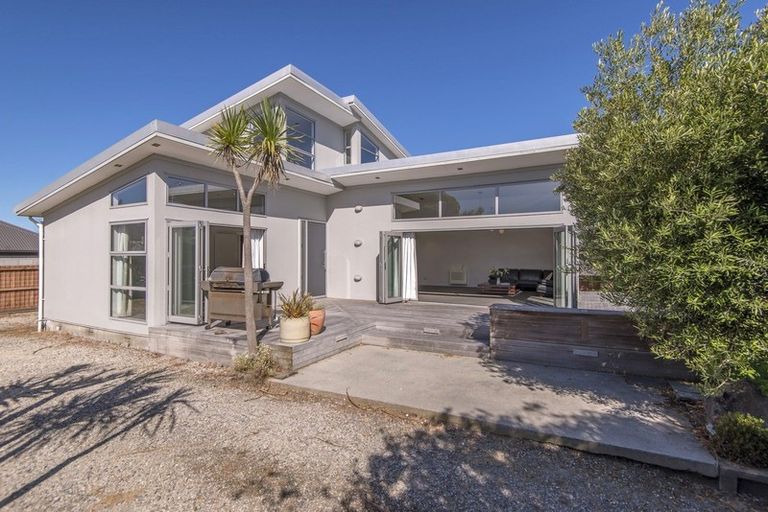 Photo of property in 9 Tedder Avenue, North New Brighton, Christchurch, 8083