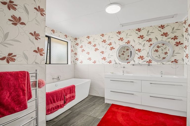 Photo of property in 35 Browns Road, Alma, Oamaru, 9491