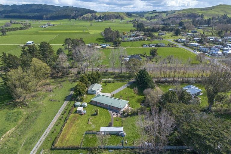 Photo of property in 8a Knorp Street, Otane, 4202