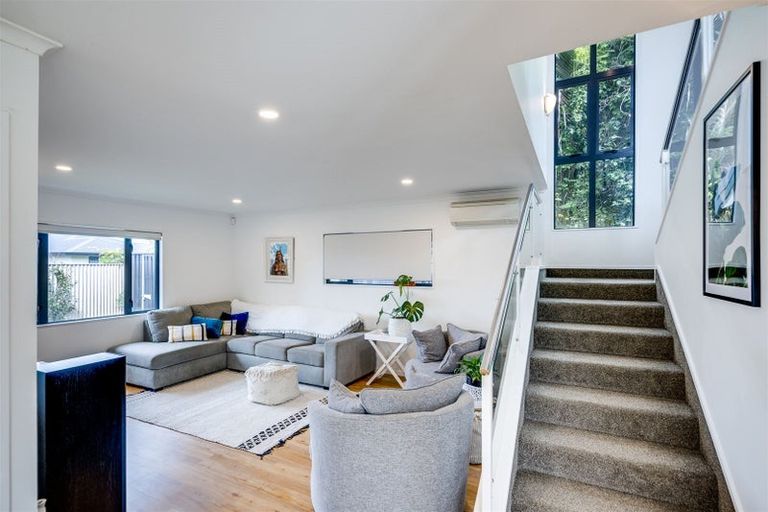 Photo of property in 101a Main Road, Clive, 4102