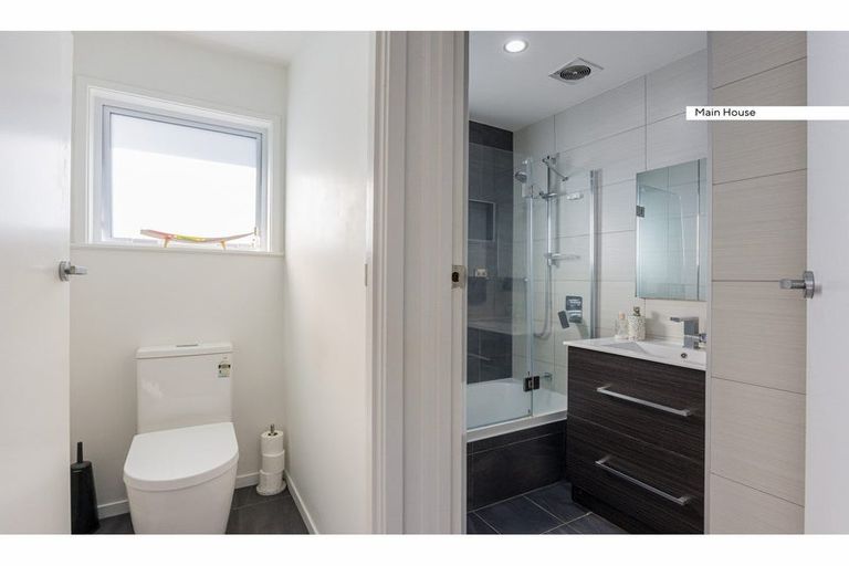 Photo of property in 5 Woodvale Road, Glen Eden, Auckland, 0602