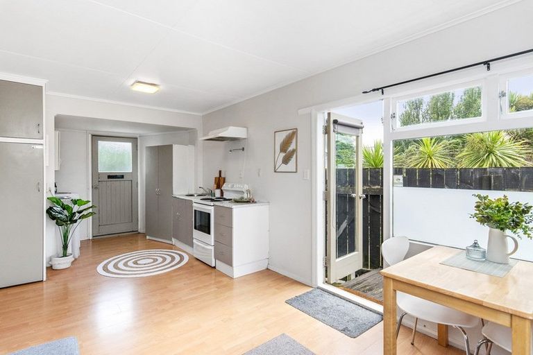 Photo of property in 24 Parakai Street, Paraparaumu, 5032