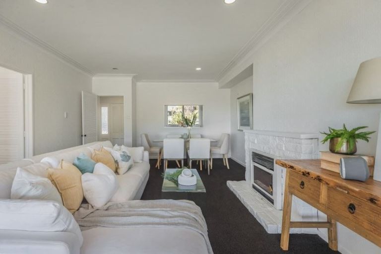 Photo of property in 65 Churchill Road, Murrays Bay, Auckland, 0630