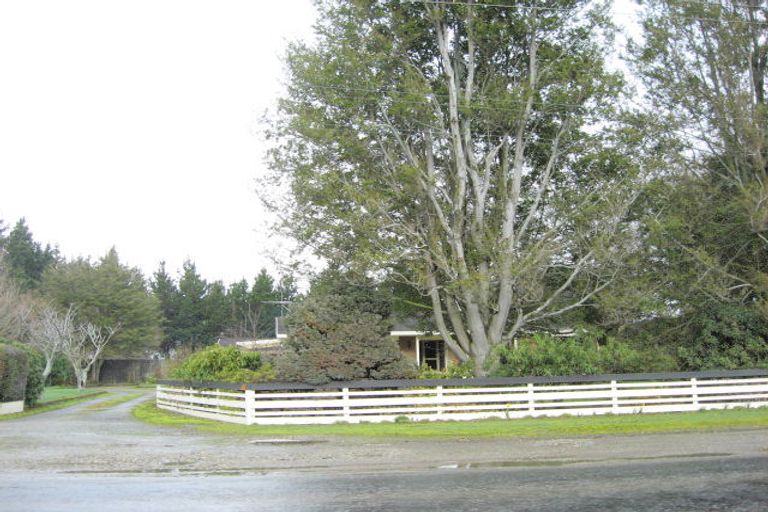 Photo of property in 4 Edendale-wyndham Road, Edendale, Wyndham, 9893