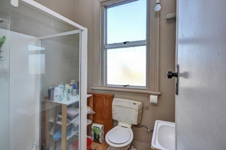 Photo of property in 35 Queen Street, North Dunedin, Dunedin, 9016