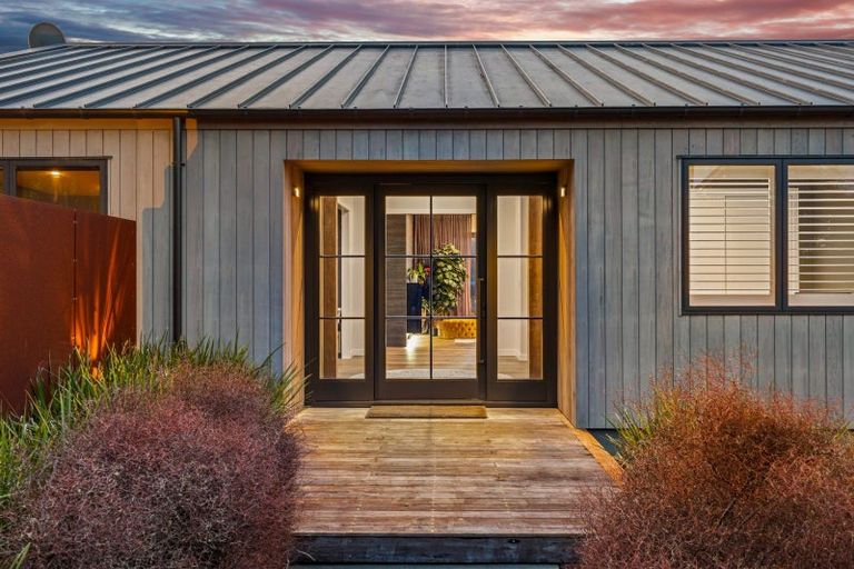 Photo of property in 15 Myra Evelyn Grove, Dairy Flat, Albany, 0792