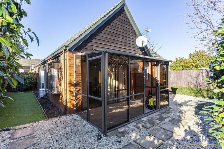 Photo of property in 16/415 Mairehau Road, Parklands, Christchurch, 8083