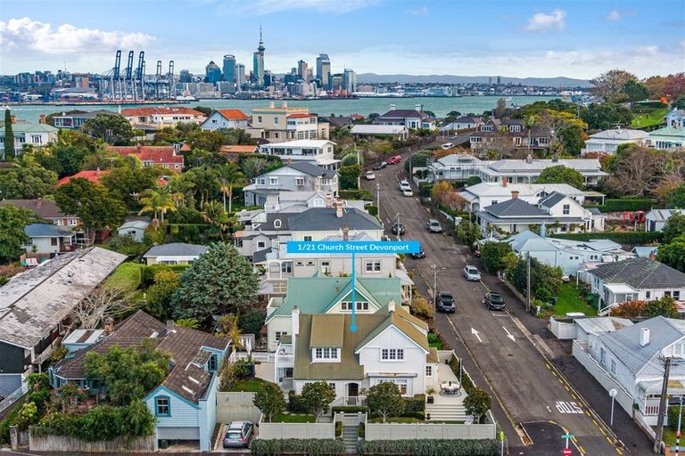 Photo of property in 1/21 Church Street, Devonport, Auckland, 0624