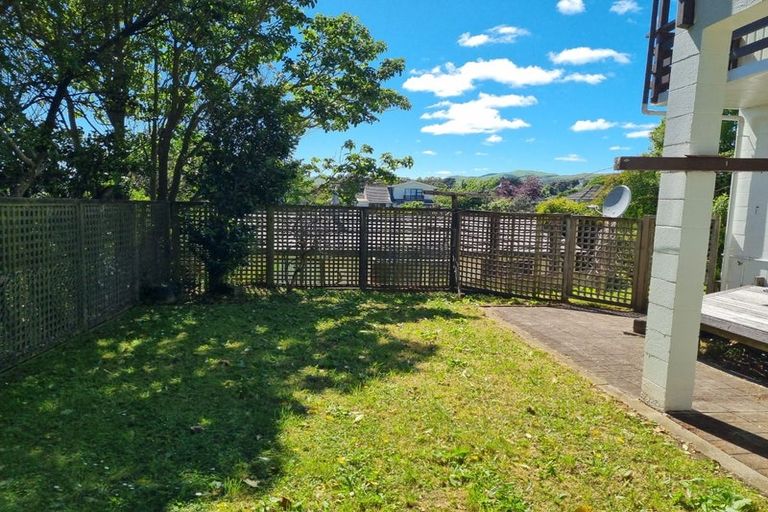 Photo of property in 37 Awatea Street, Ranui, Porirua, 5024