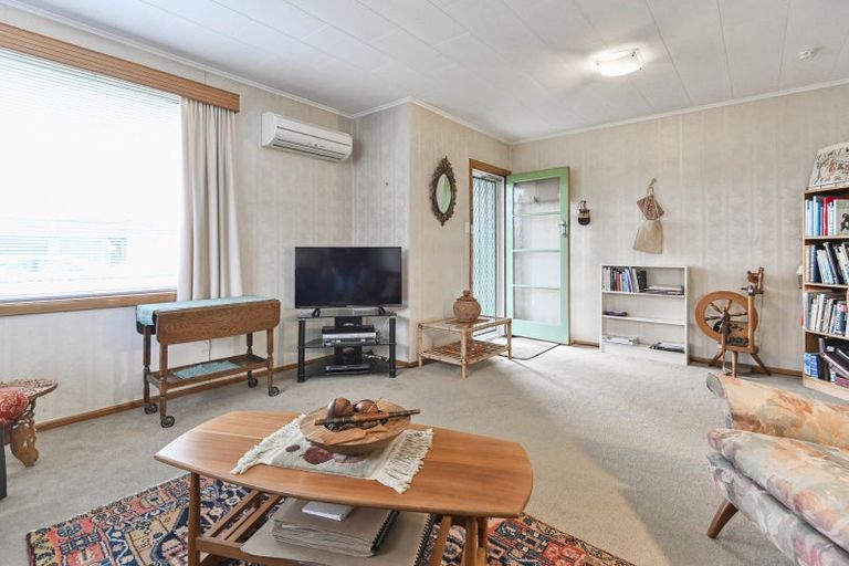 Photo of property in 300 Southland Road, Hastings, 4122