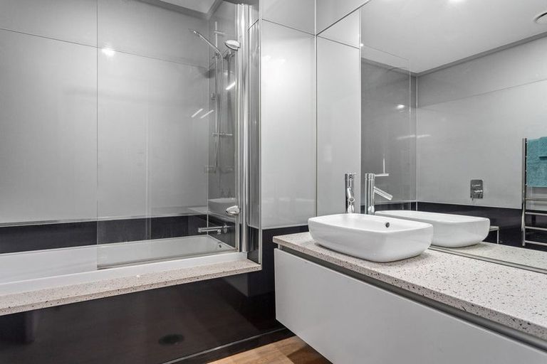 Photo of property in Quayside Apartments, 214/11 George Street, Whakatane, 3120