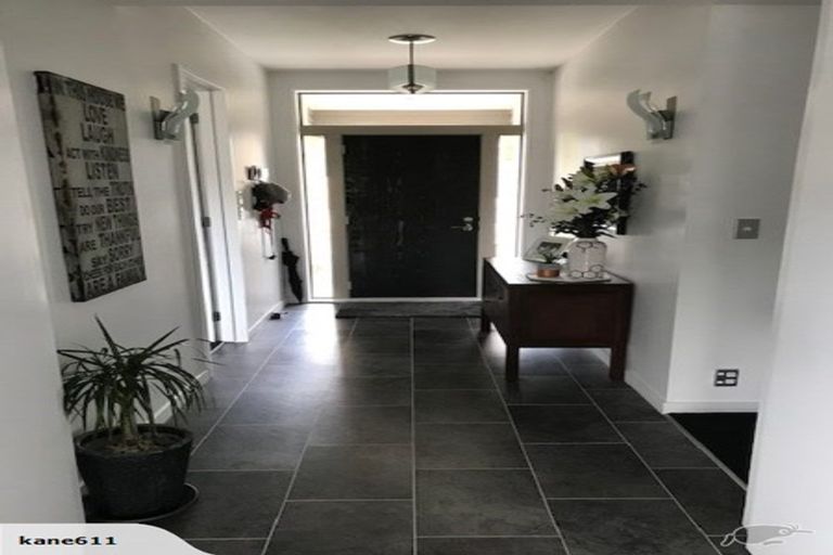 Photo of property in 16 Ernest Gray Place, Halswell, Christchurch, 8025