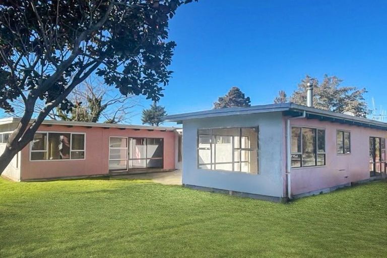 Photo of property in 6 Hartgill Crescent, Dannevirke, 4930