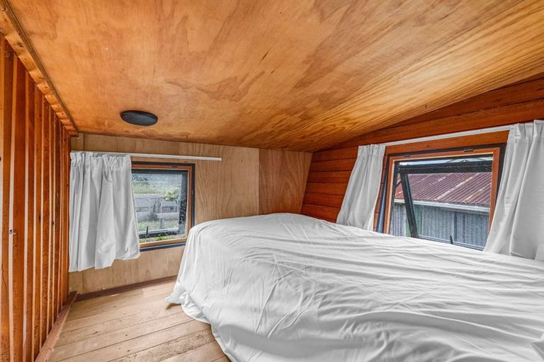 Photo of property in 15 Kipling Road, Te Karaka, 4022