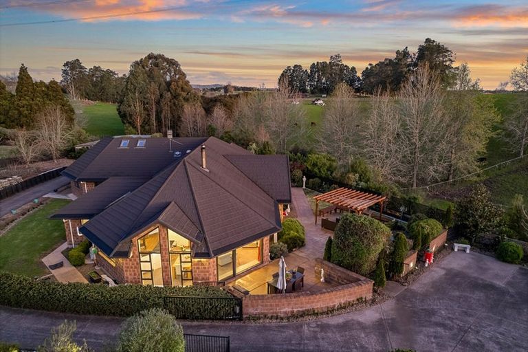 Photo of property in 826 Runciman Road, Runciman, Drury, 2578