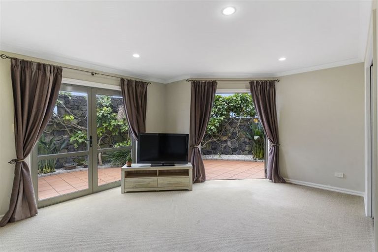 Photo of property in 1 Macleans Road, Bucklands Beach, Auckland, 2014