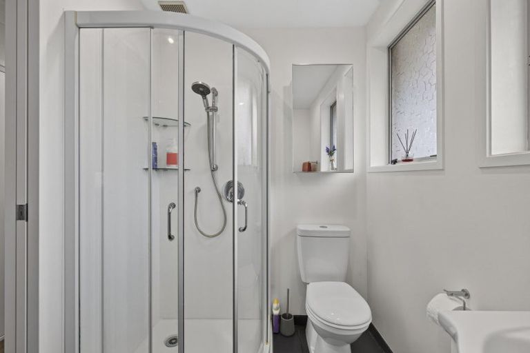Photo of property in 60 Tavistock Street, Westown, New Plymouth, 4310
